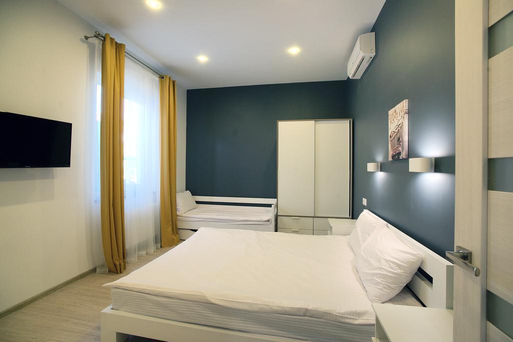 Apartment Zolotoy Bereg 5 敖德萨 外观 照片